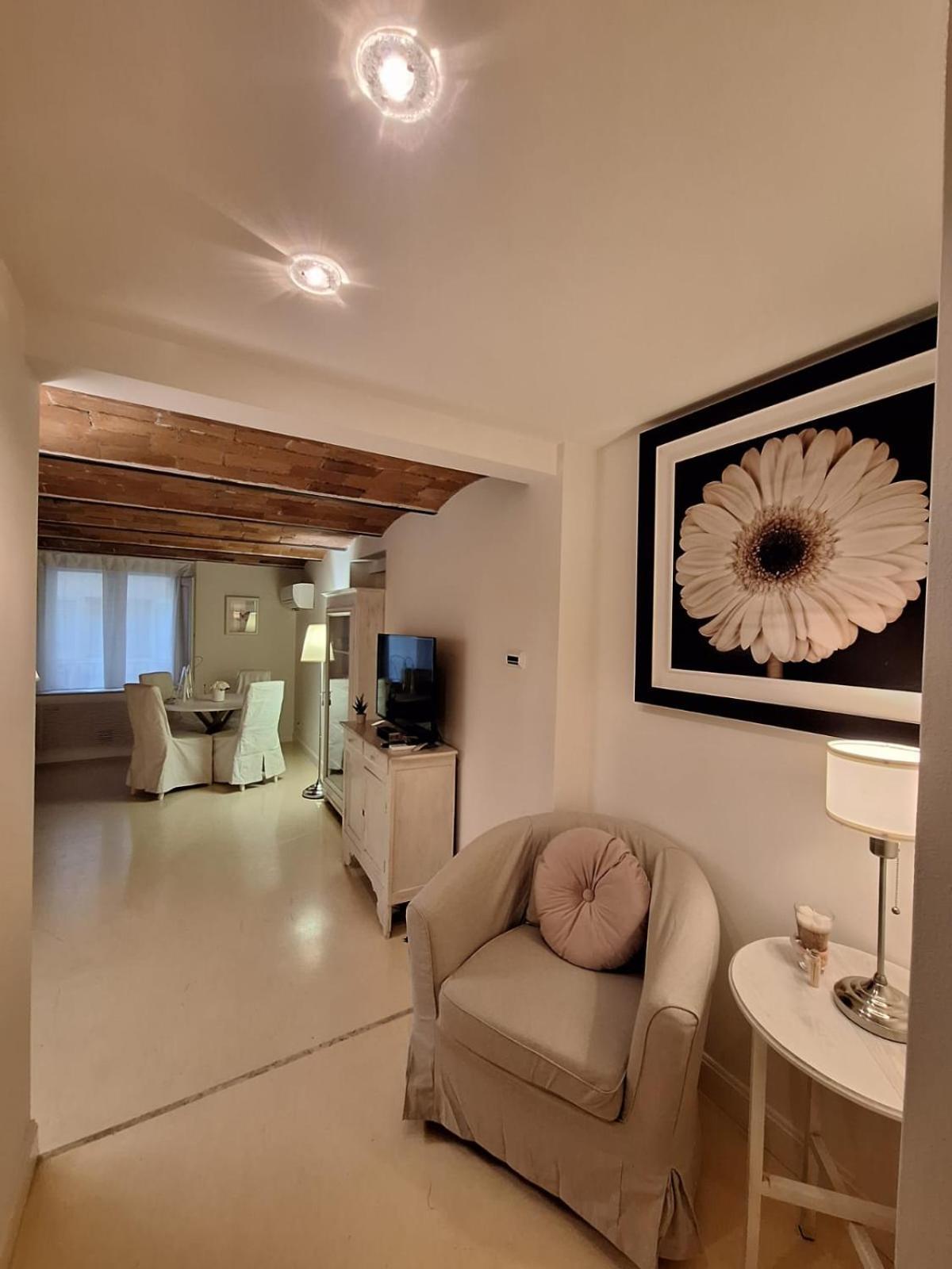 Cozy & Charming Florentine Hideaway By Oteego Florenz Exterior foto